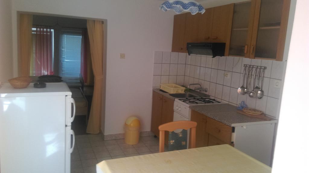 Studios Dolcek Krvavica Esterno foto